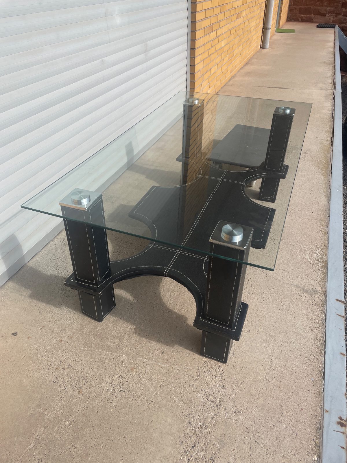 Couchtisch, Kunstleder / Glas